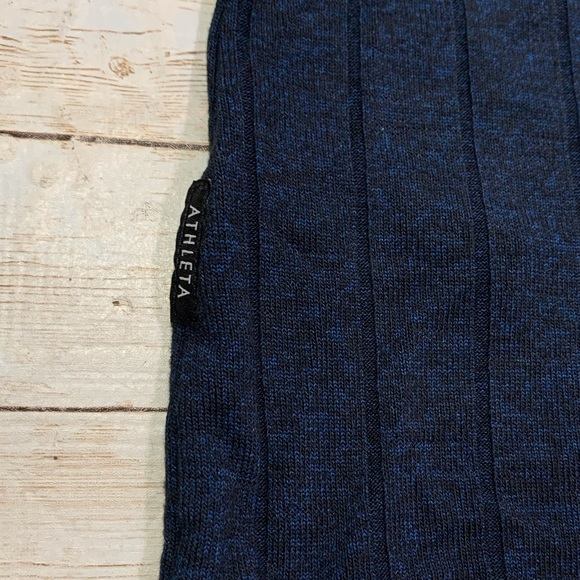 Athleta Blue Harmony Pose Cropped Hoodie Lightweight Pullover Size M Medium Blue - Picture 9 of 11